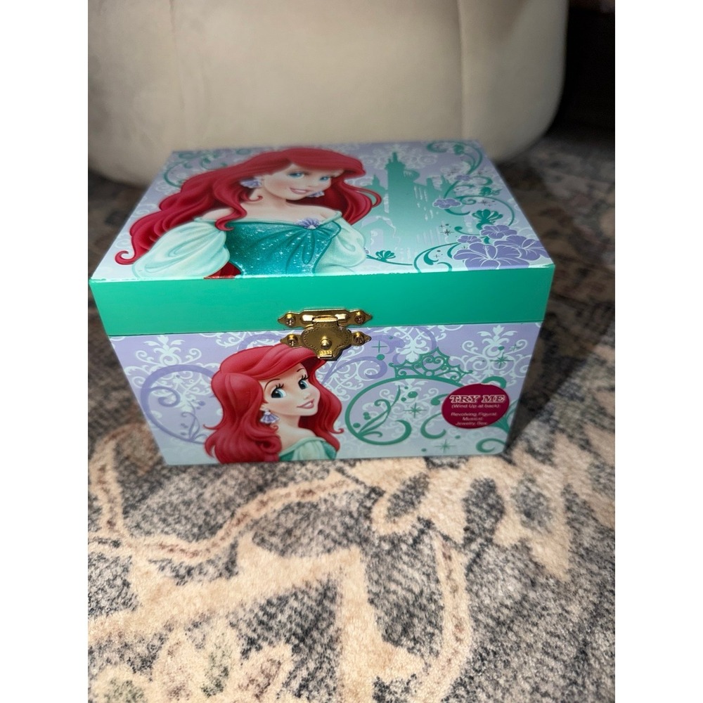 Vintage Disney Little Mermaid Ariel Princess Musical Jewelry Box 1988